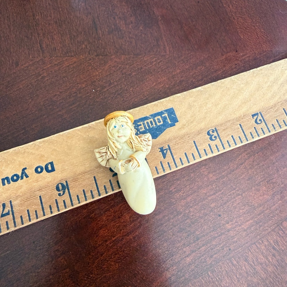 Vintage 1998 Angel Brooch